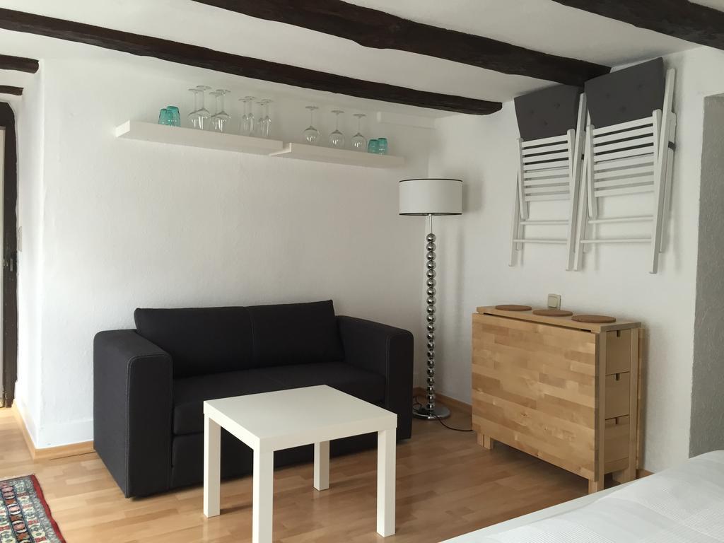 Baumeisterhaus Apartment 巴特赫尔斯费尔德 客房 照片